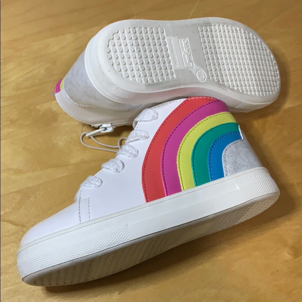 NWT Fun 🌈 sneakers!